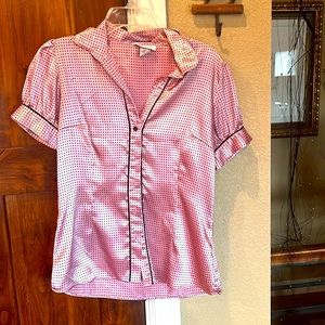 Dress Barn size M pink and black polka dot shirt